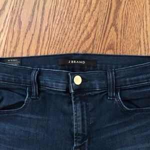 Jbrand dark wash skinny jeans size 28 (fit 27)